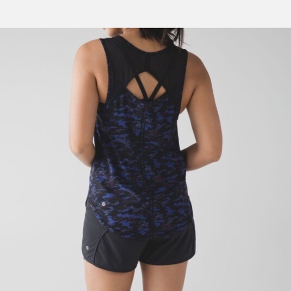 lululemon athletica Tops - Lululemon Sculpt Tank Mini Hounds Camo Emperor Black/Grey Size M Workout